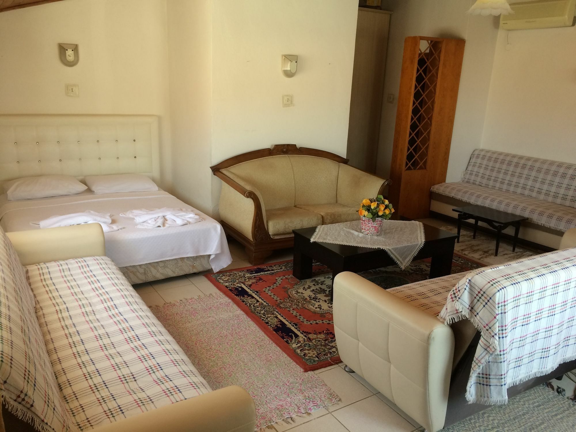 Parmis Rooms Çeşme Zewnętrze zdjęcie